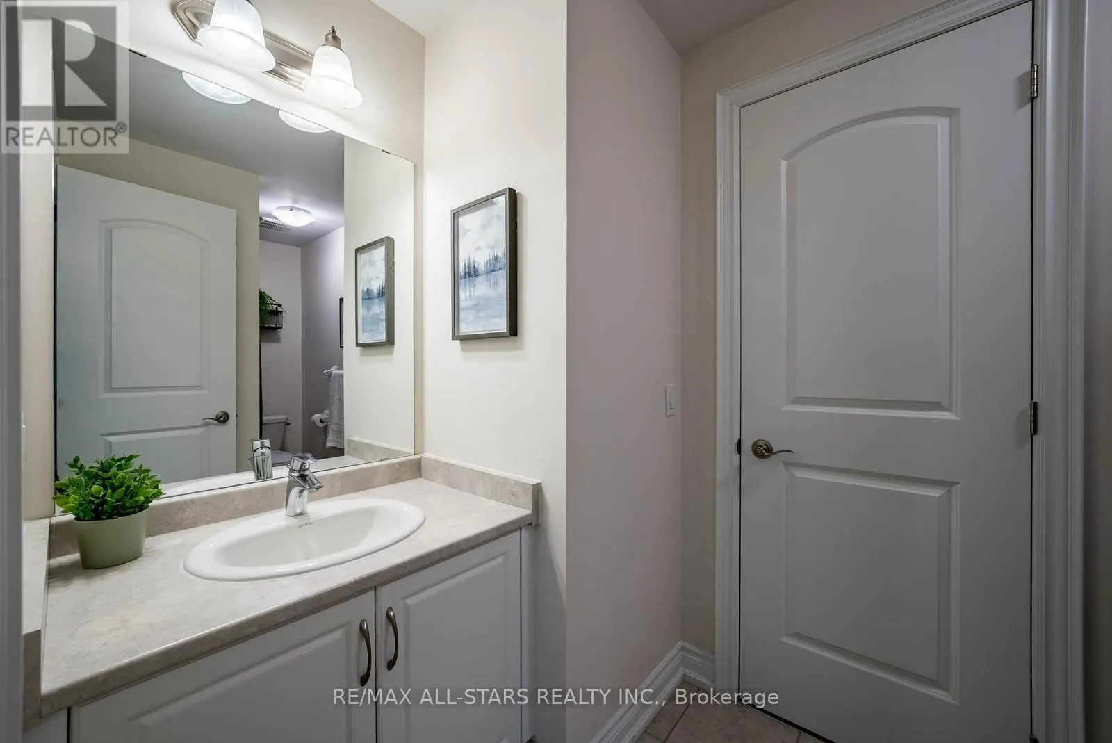 19 KETTLE VALLEY TRAIL