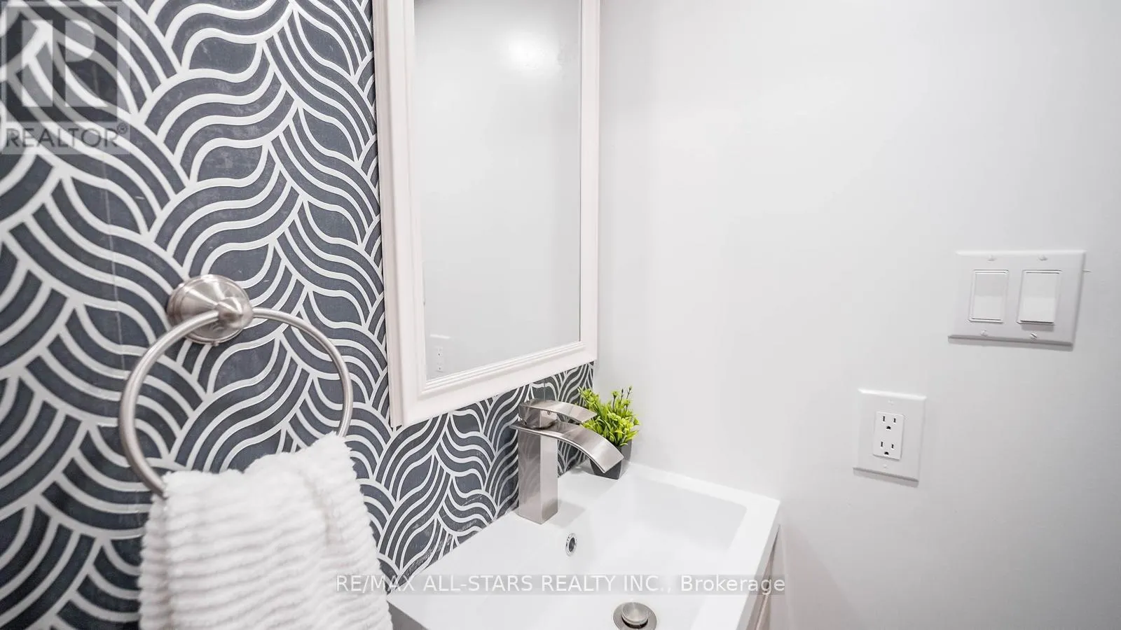19 KETTLE VALLEY TRAIL
