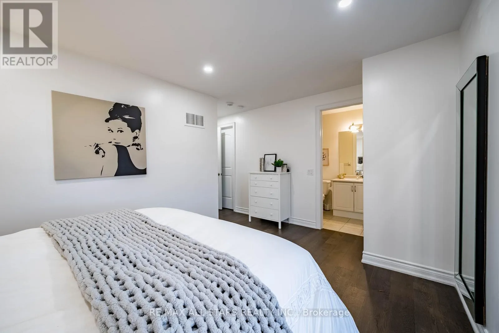 19 KETTLE VALLEY TRAIL
