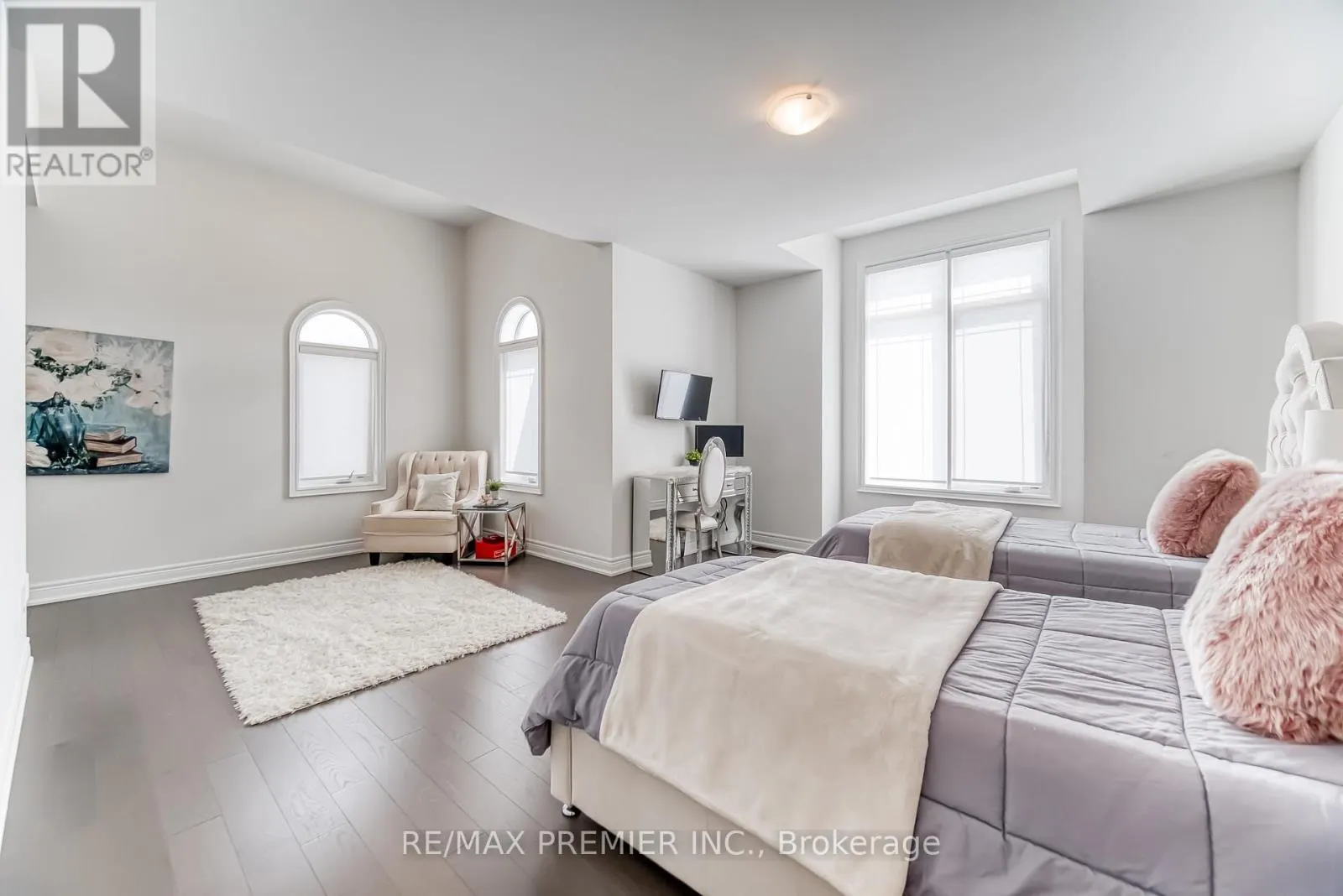 101 APPLEYARD AVENUE