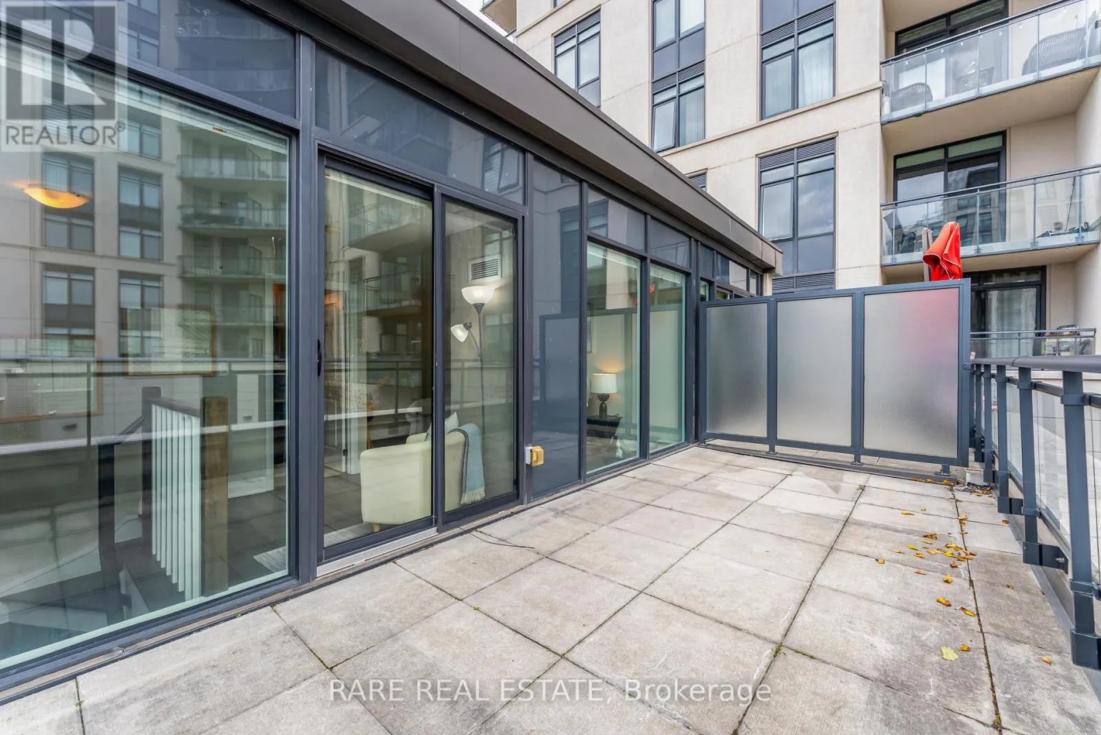118 - 24 WOODSTREAM BOULEVARD