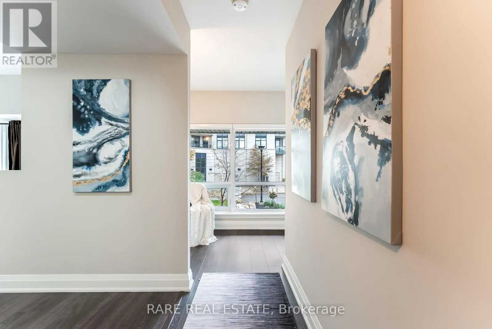 118 - 24 WOODSTREAM BOULEVARD