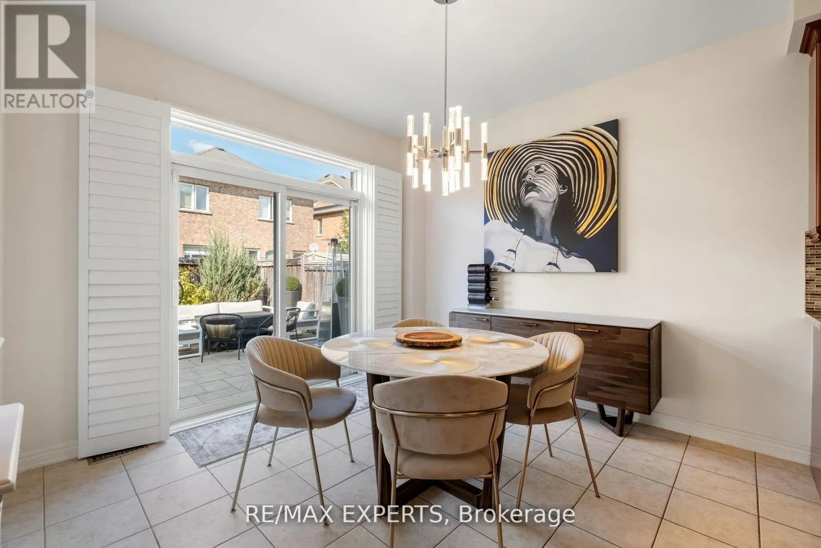 40 HERON HOLLOW AVENUE