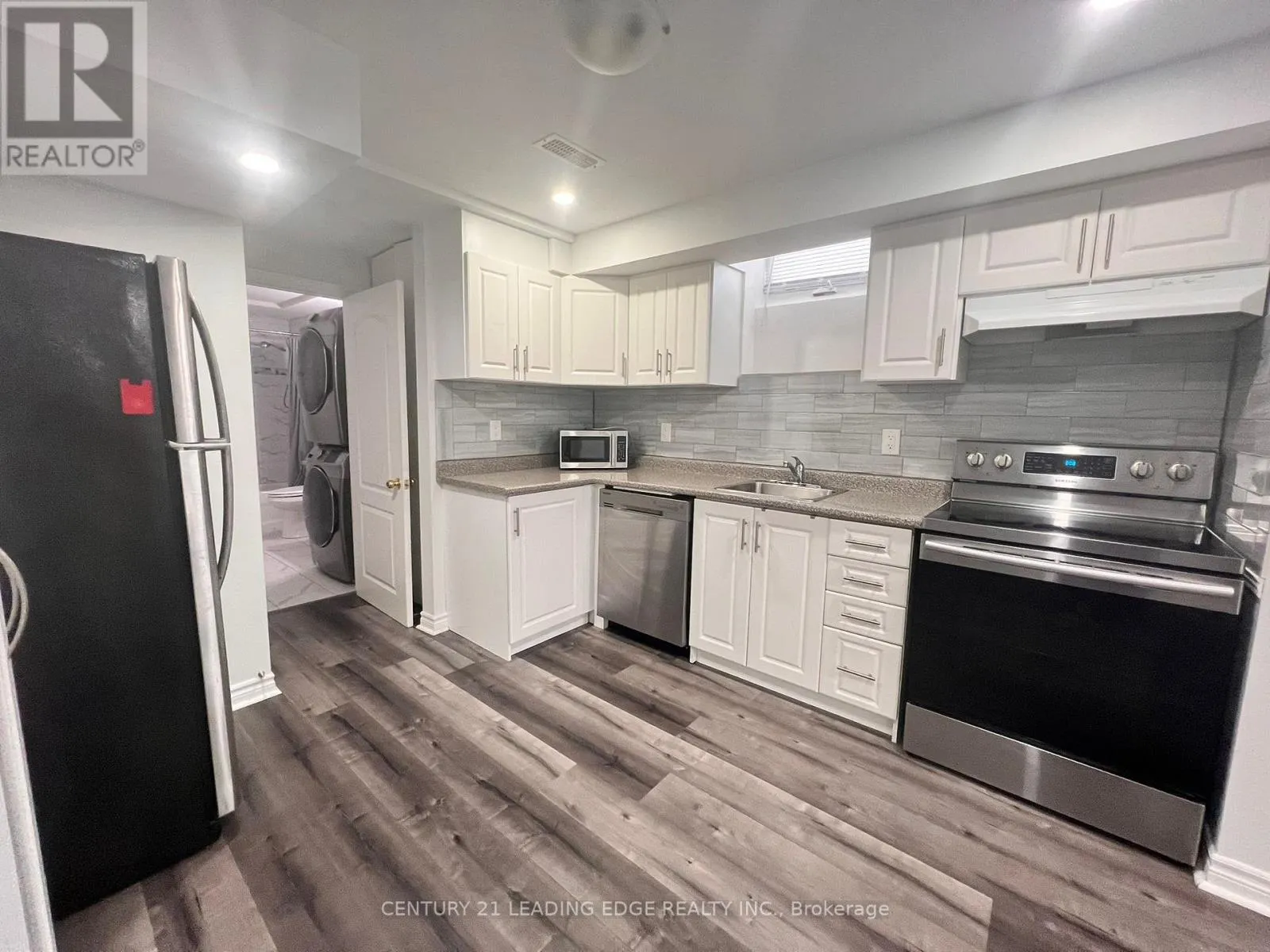LOWER - 230 WARDLAW PLACE