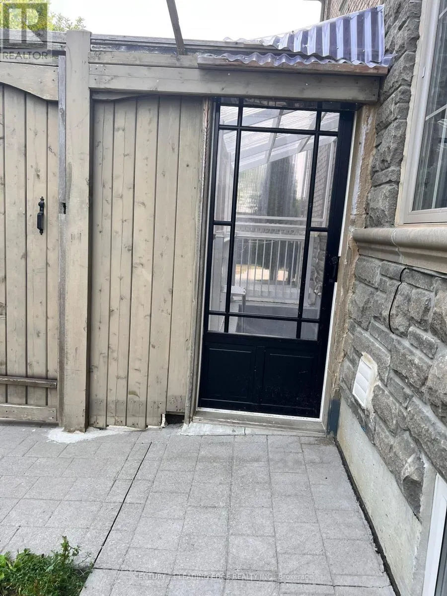 LOWER - 230 WARDLAW PLACE