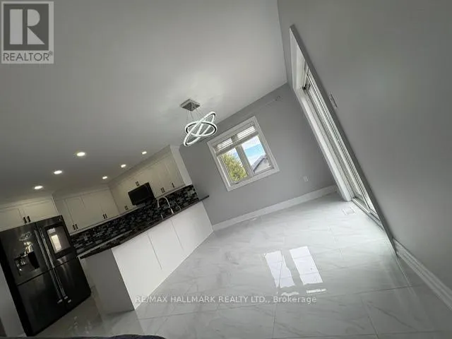 MAIN - 19 WYMAN CRESCENT
