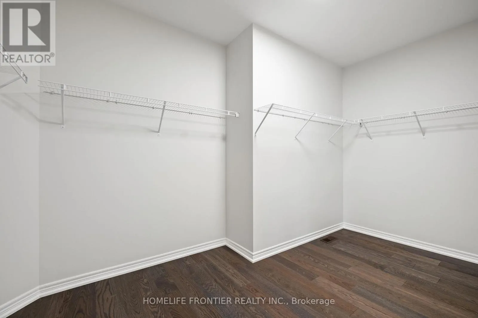 38 WILLIAM GRAHAM DRIVE