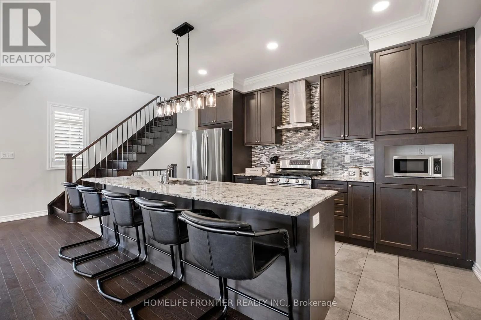 38 WILLIAM GRAHAM DRIVE