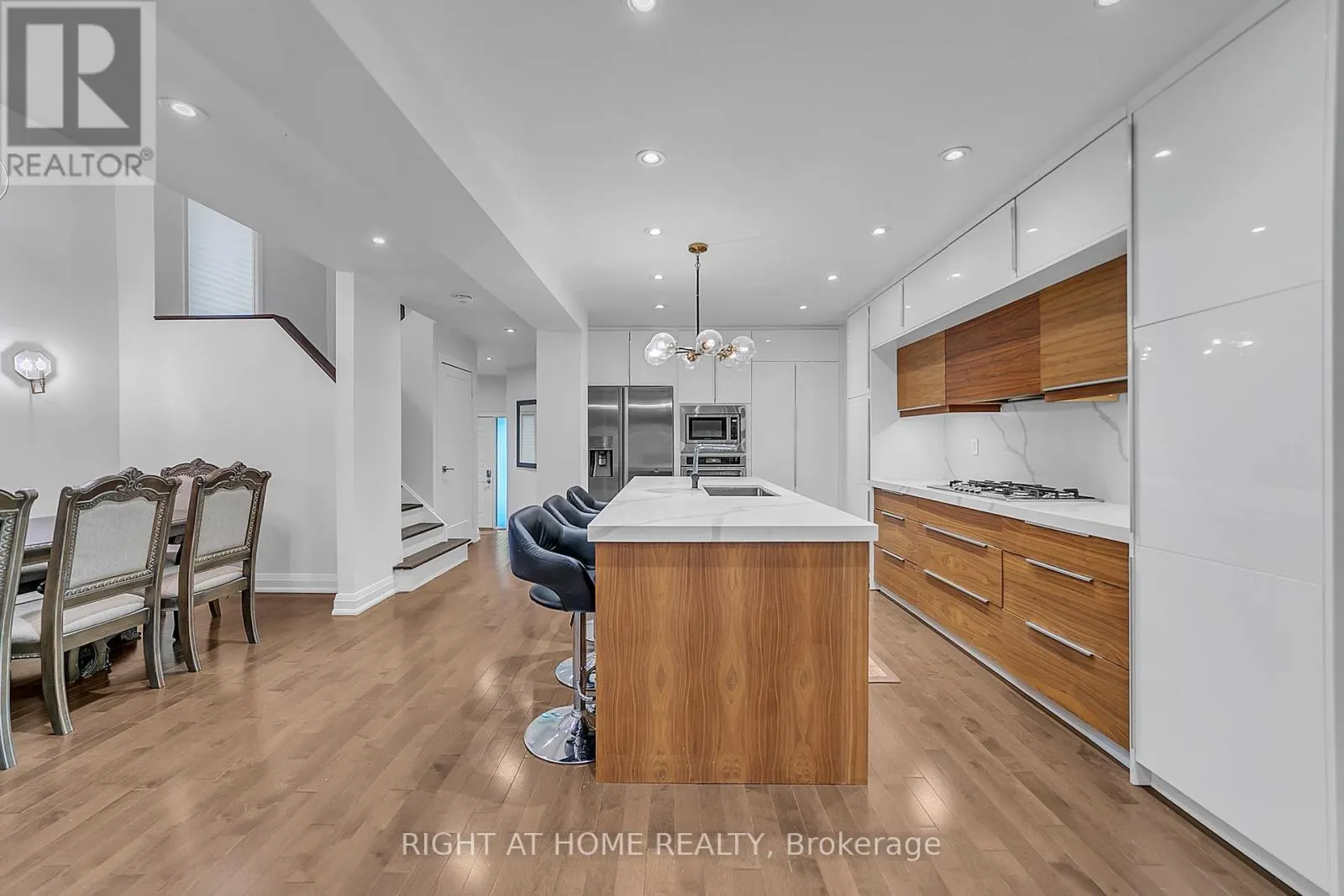 302 MULLEN DRIVE