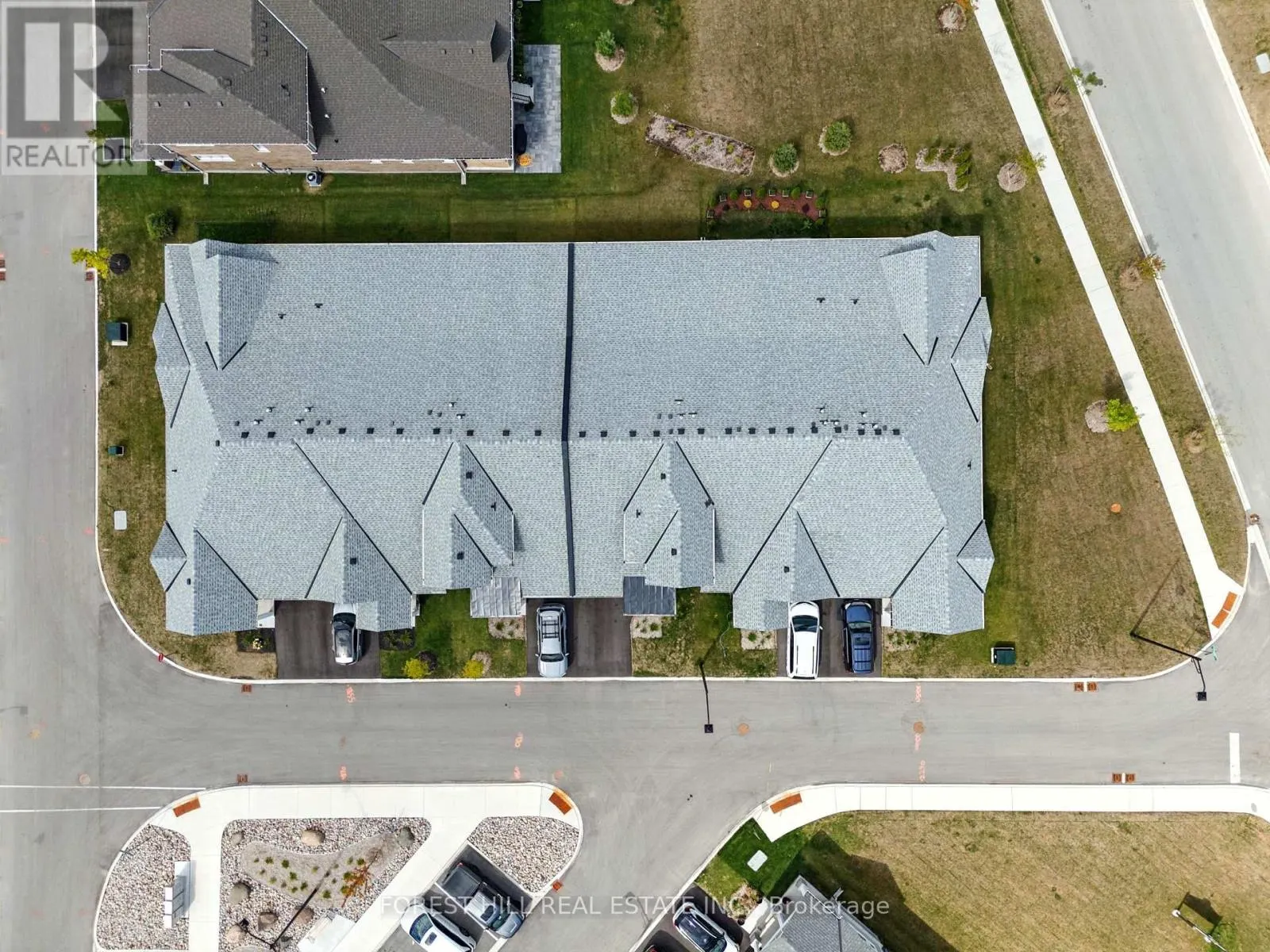 742 - 742 TRUMBLEY PLACE S