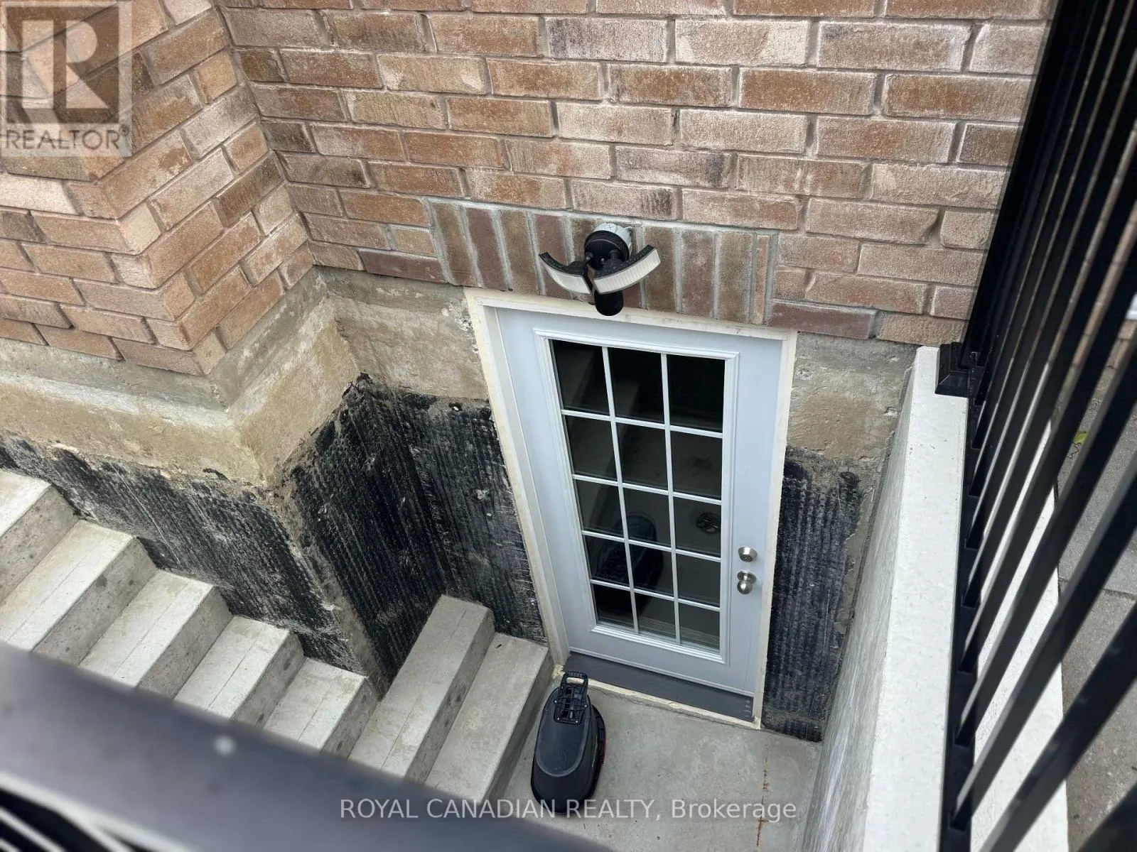 BSMT - 25 KIDD STREET