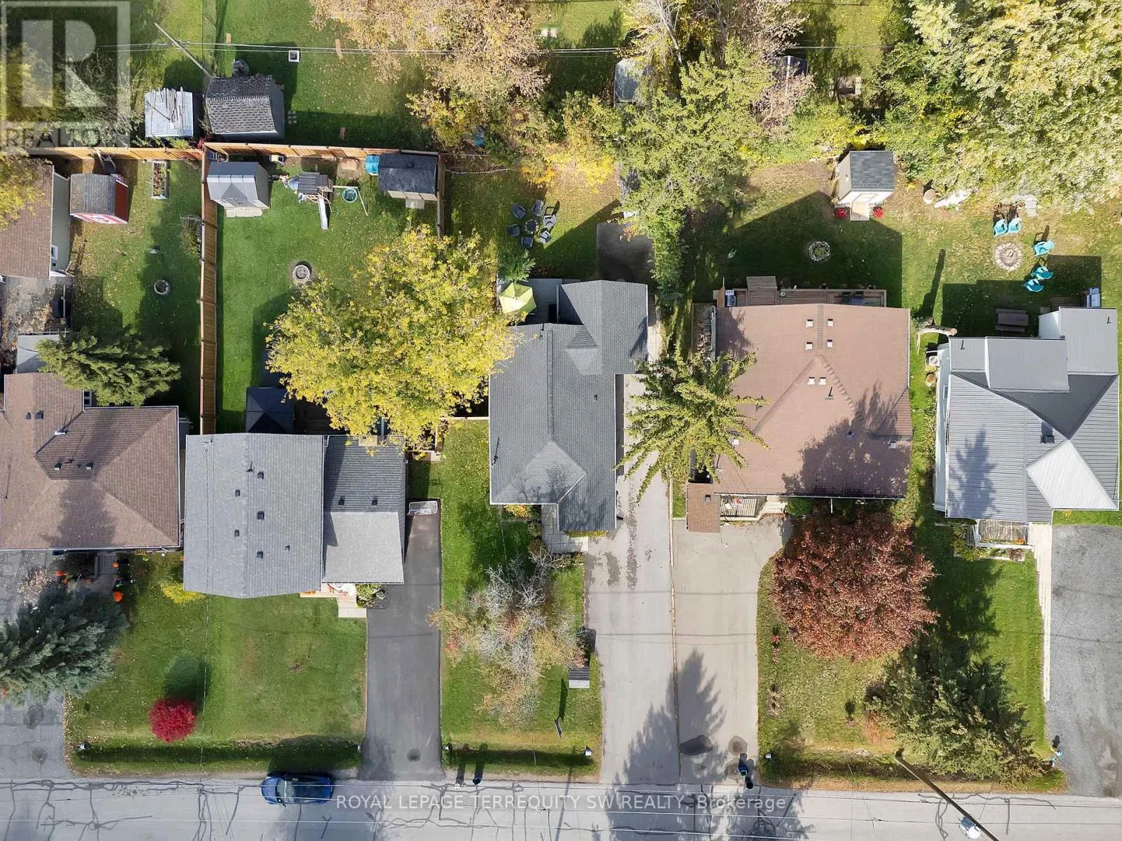 172 SPRING ROAD