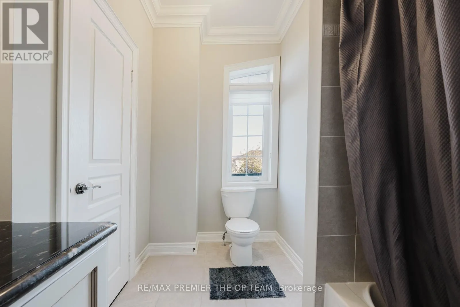 226 VIA BORGHESE STREET