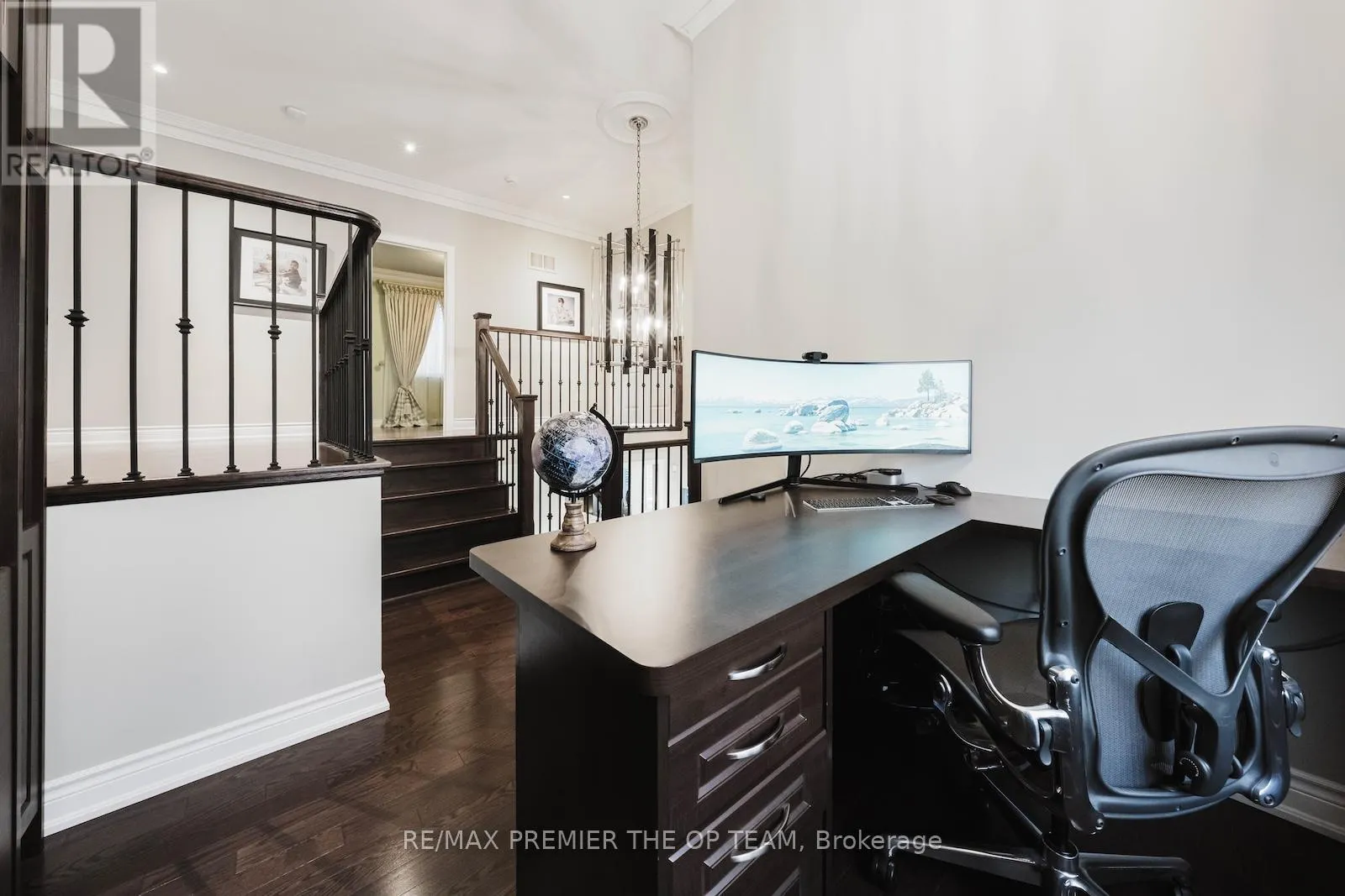 226 VIA BORGHESE STREET