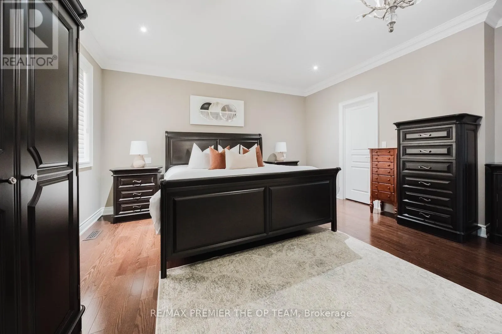 226 VIA BORGHESE STREET