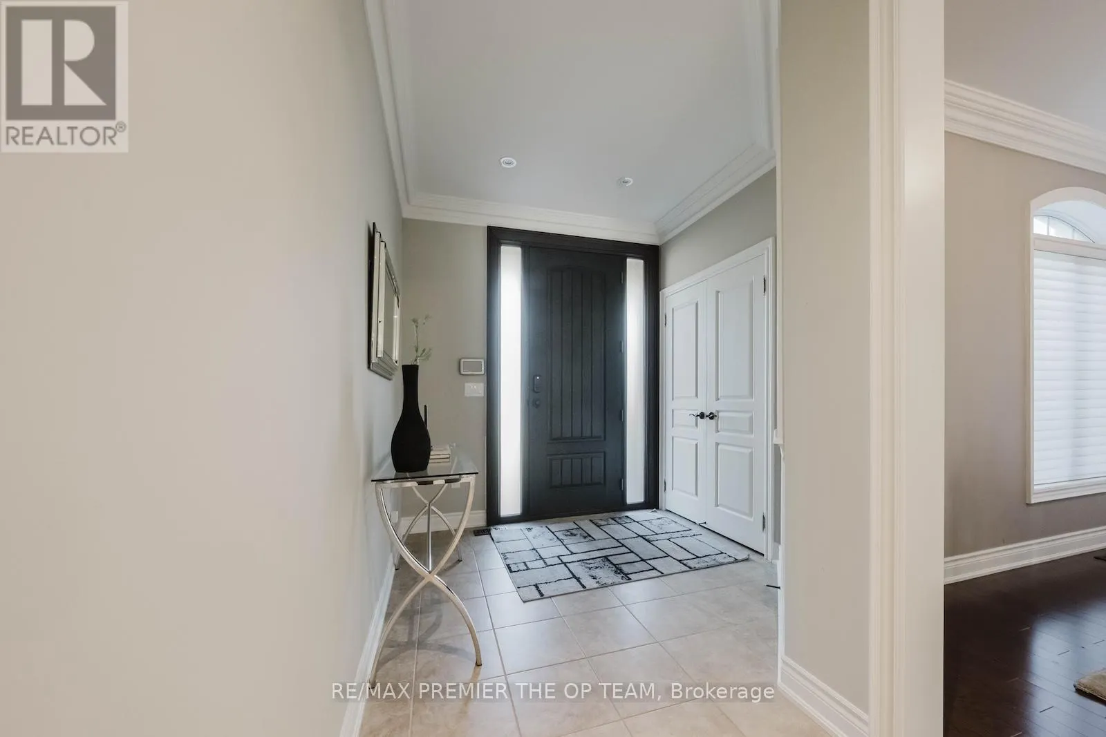 226 VIA BORGHESE STREET