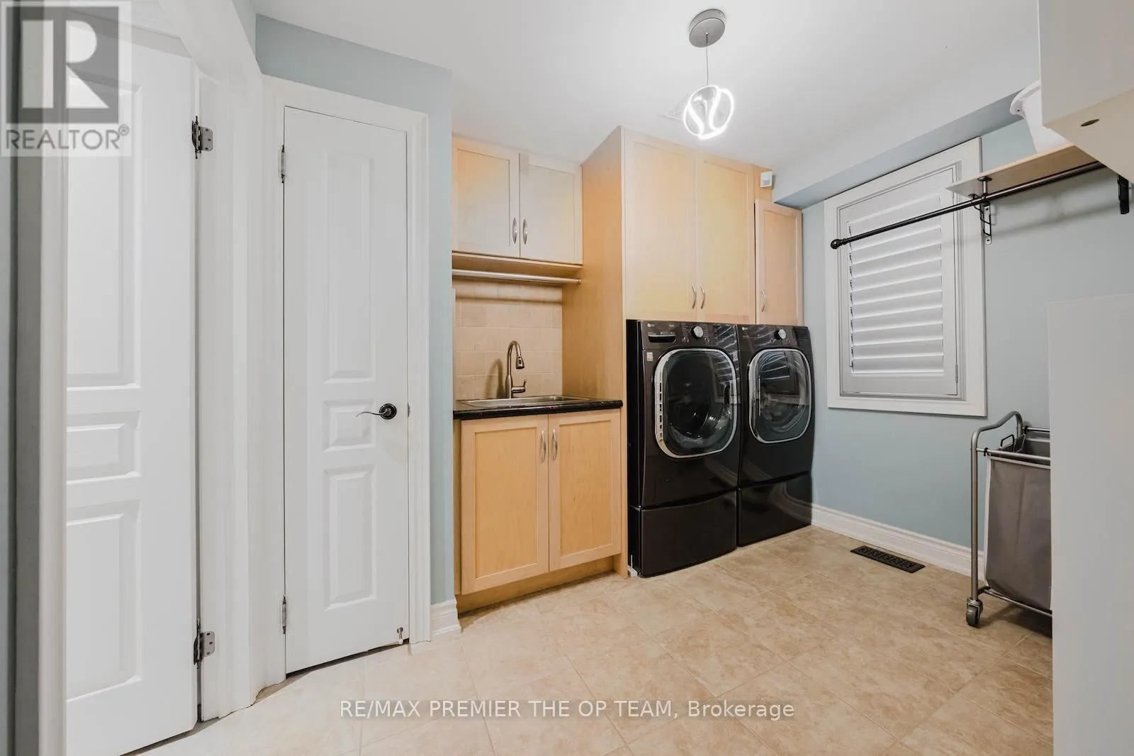 226 VIA BORGHESE STREET