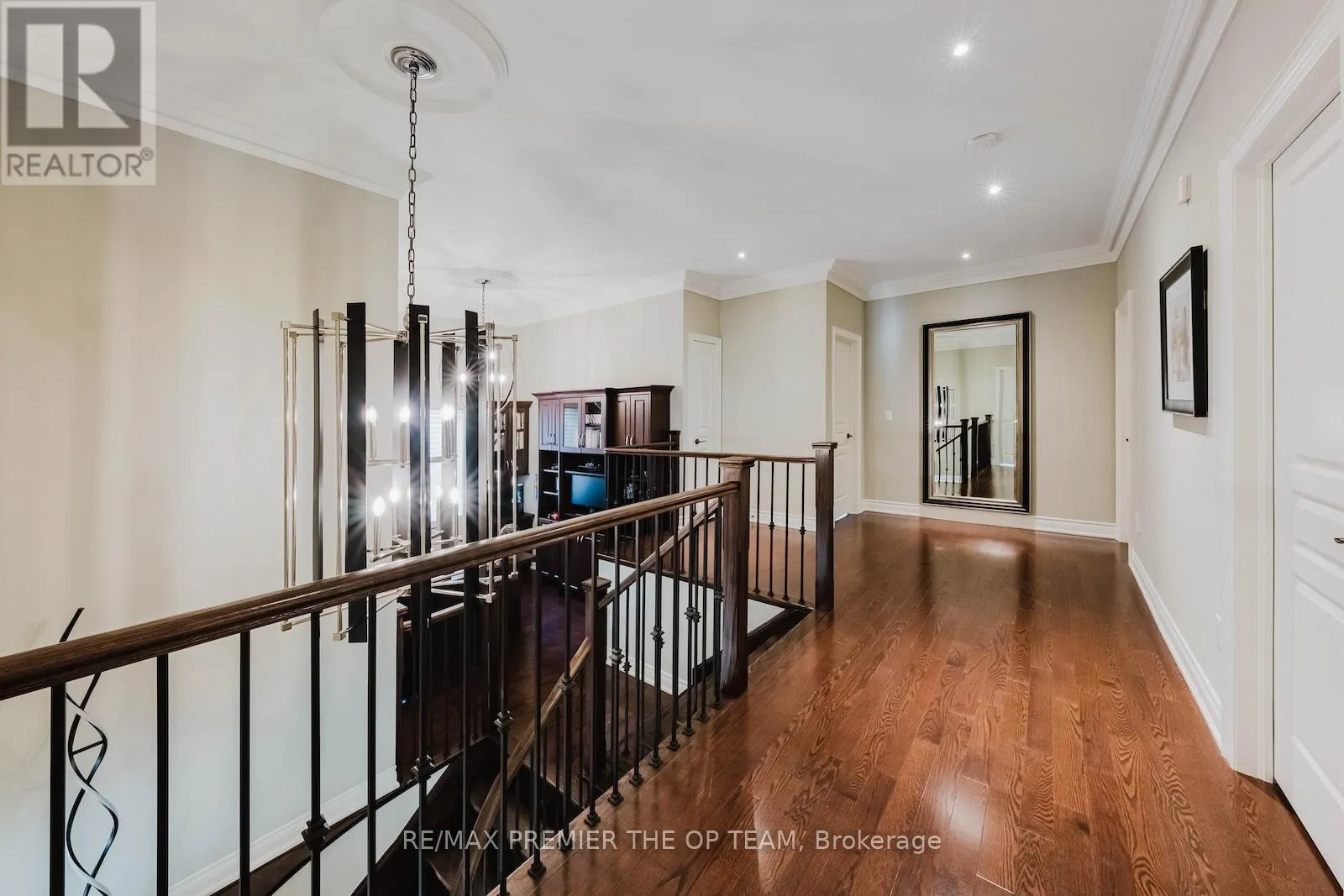 226 VIA BORGHESE STREET