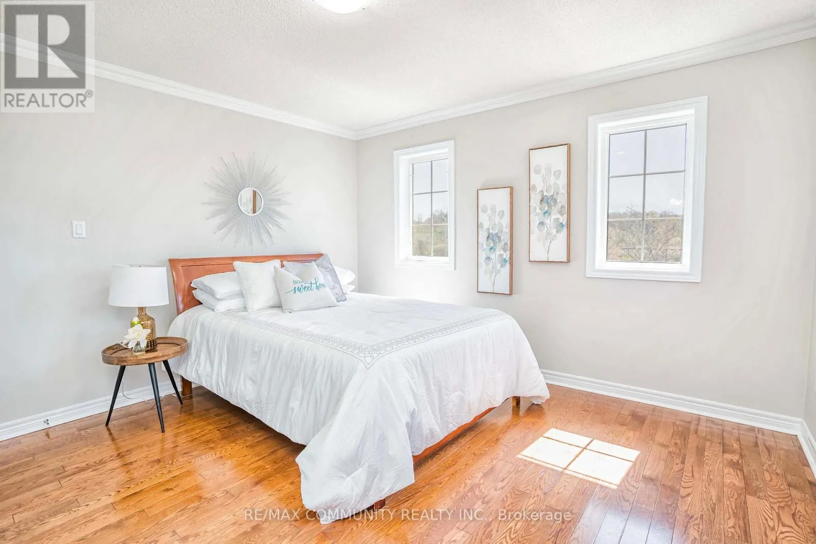 42 REGINALD LAMB CRESCENT