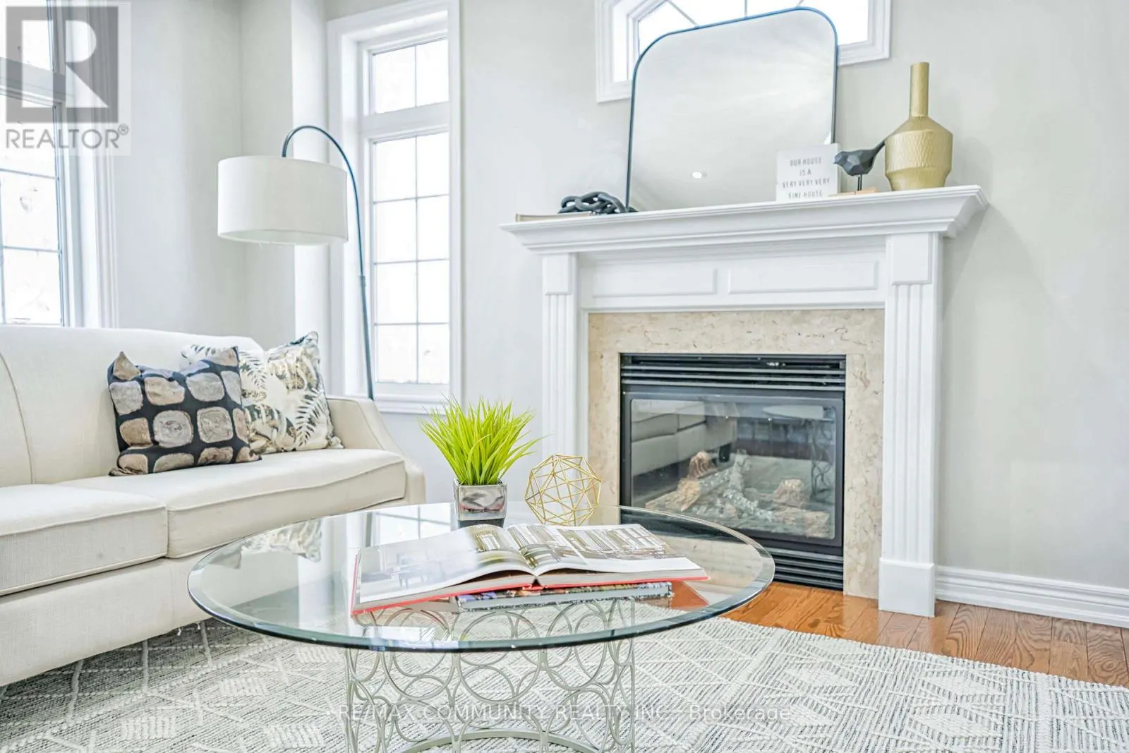 42 REGINALD LAMB CRESCENT