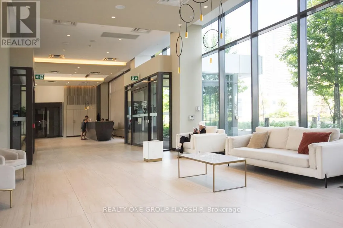 308E - 38 HONEYCRISP CRESCENT