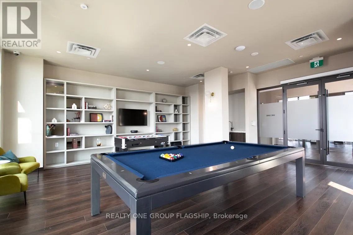 308E - 38 HONEYCRISP CRESCENT