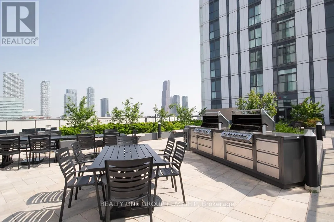 308E - 38 HONEYCRISP CRESCENT