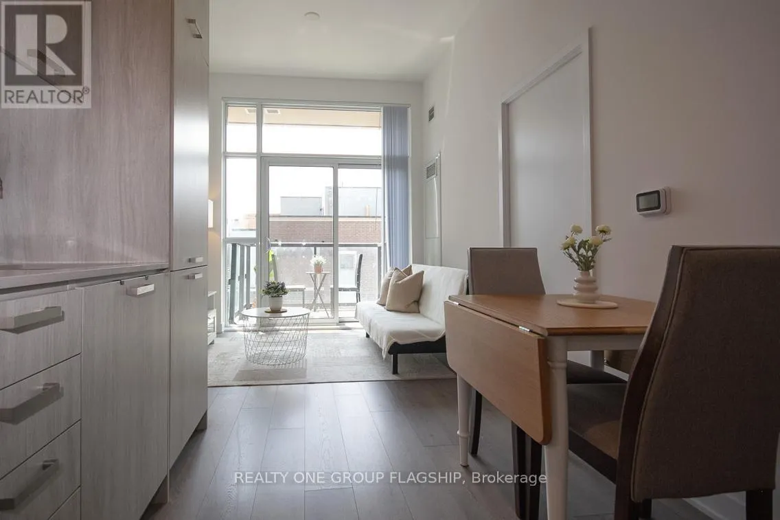 308E - 38 HONEYCRISP CRESCENT