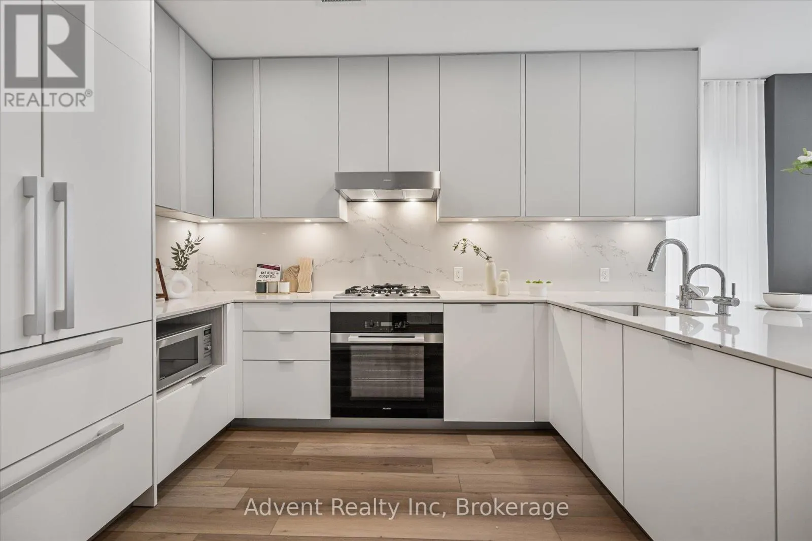 127W - 8 CEDARLAND DRIVE