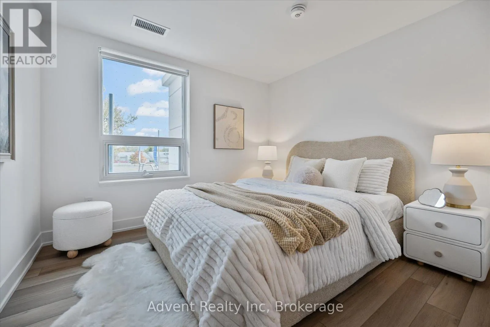 127W - 8 CEDARLAND DRIVE