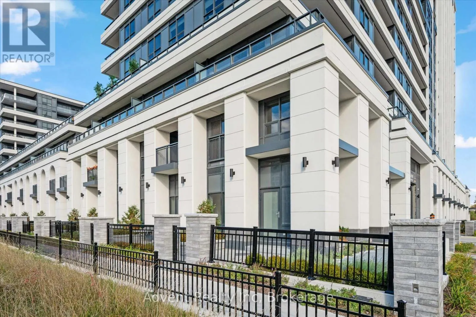 127W - 8 CEDARLAND DRIVE