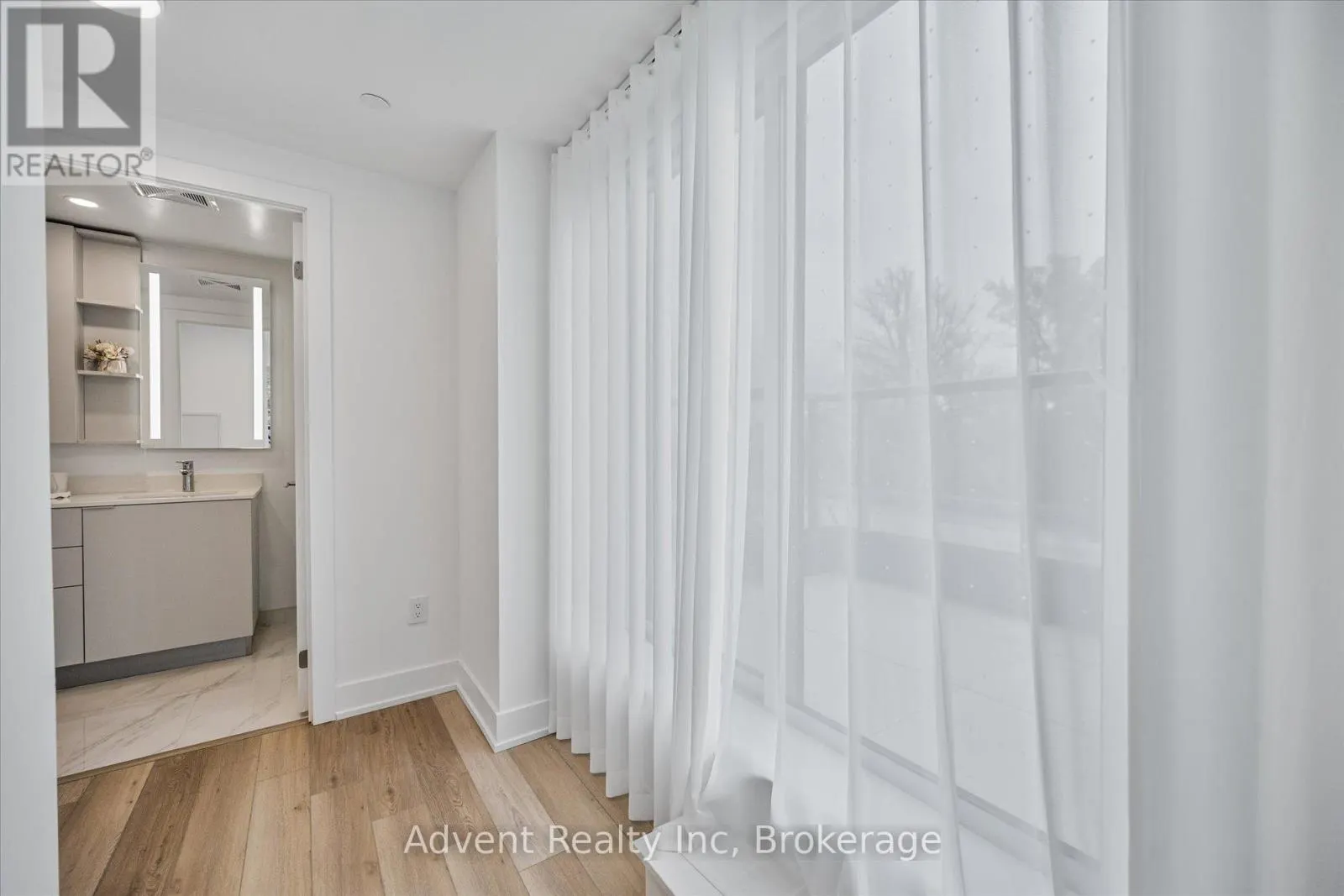 127W - 8 CEDARLAND DRIVE