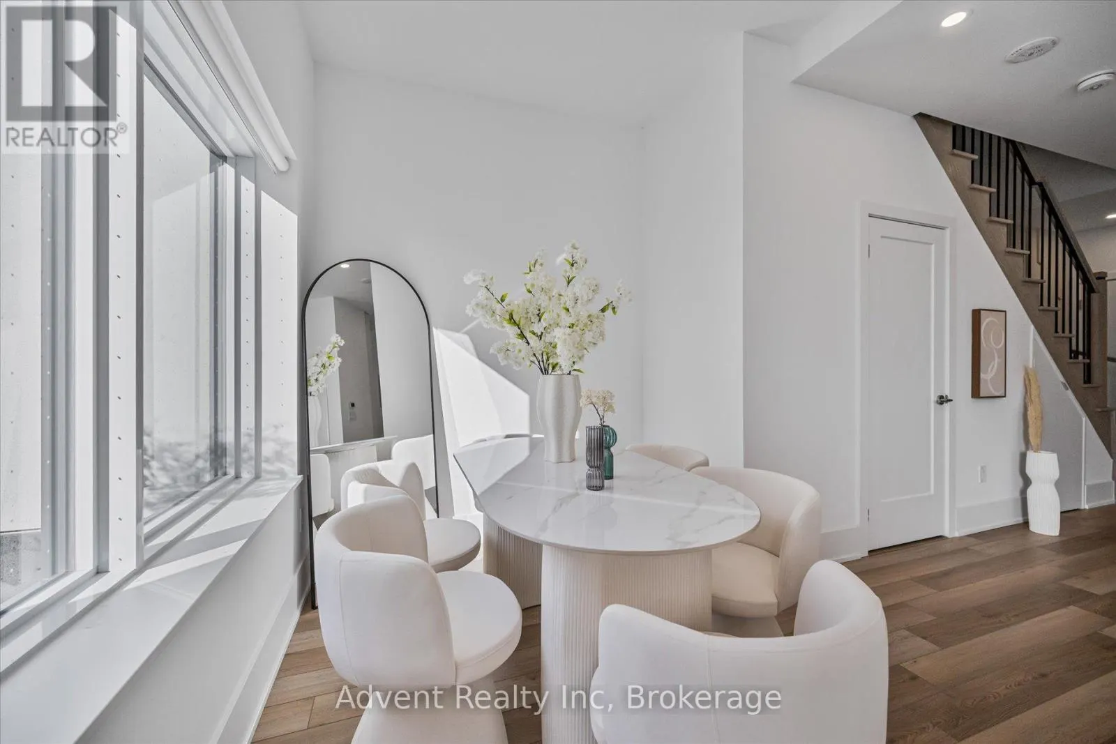 127W - 8 CEDARLAND DRIVE