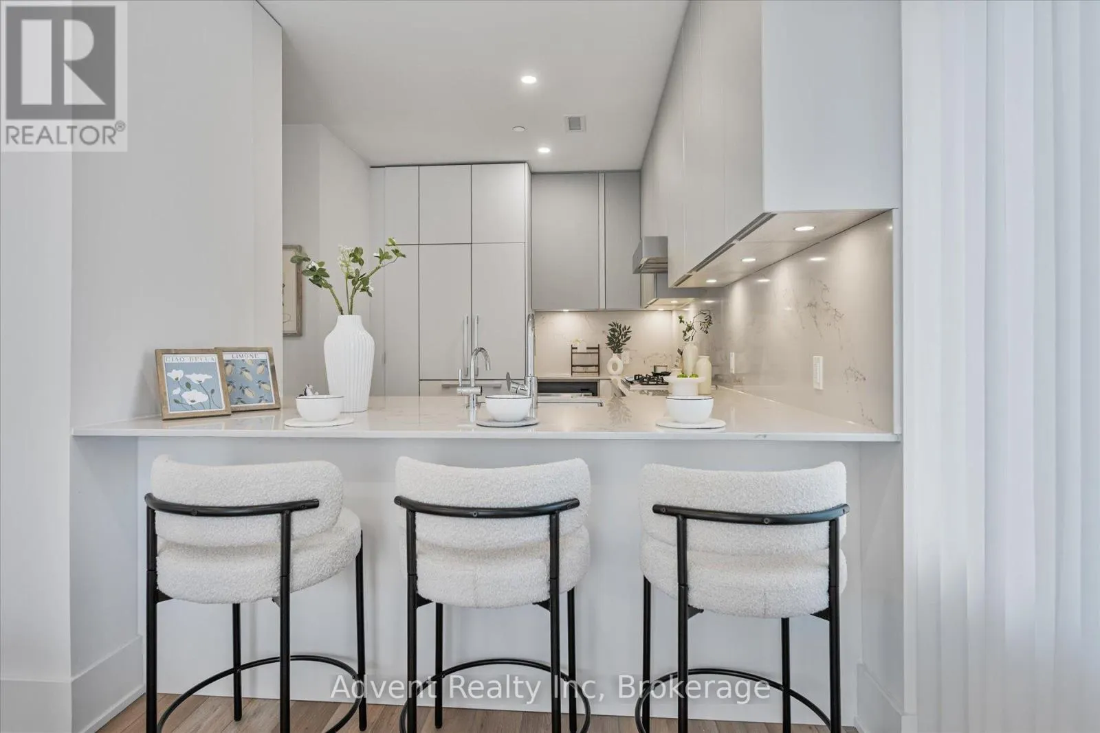 127W - 8 CEDARLAND DRIVE