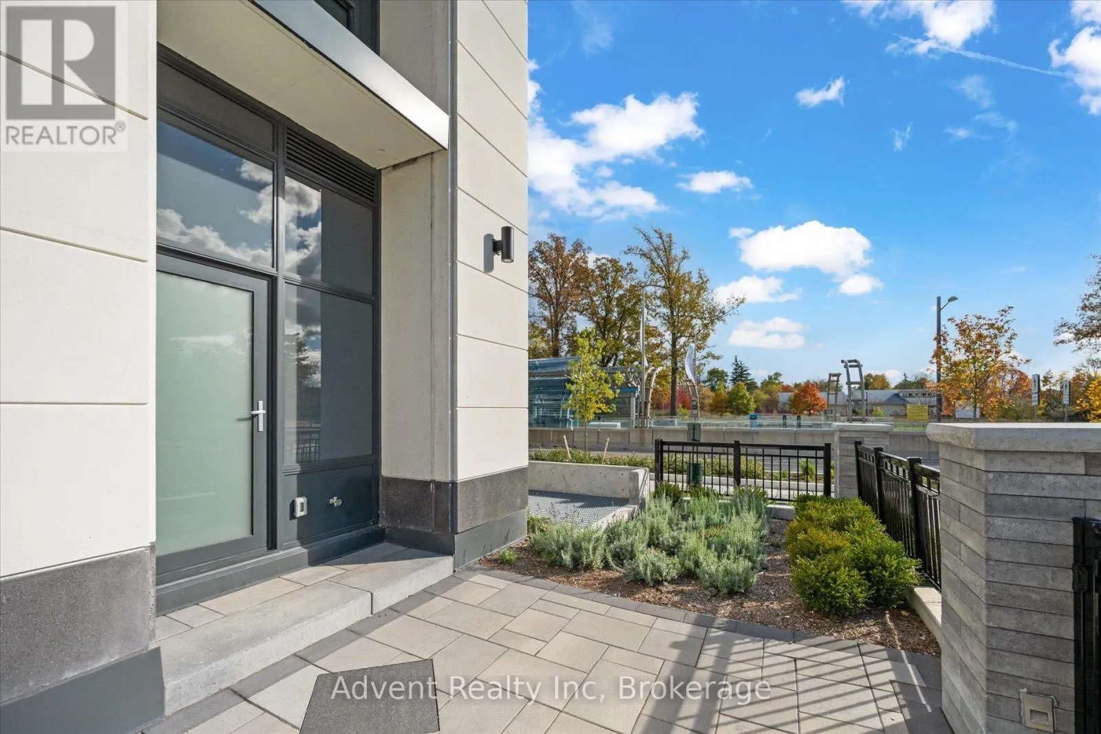 127W - 8 CEDARLAND DRIVE