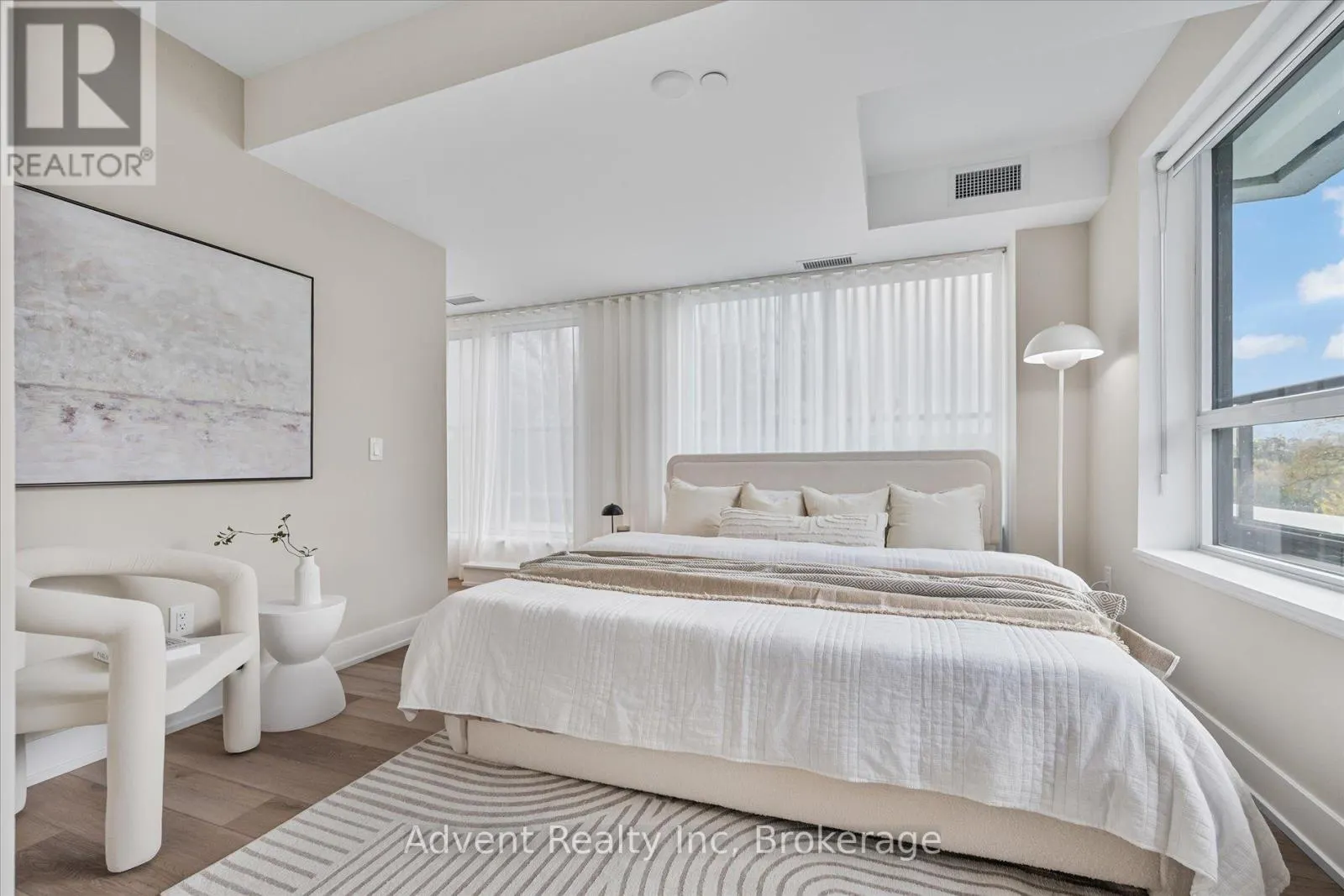 127W - 8 CEDARLAND DRIVE