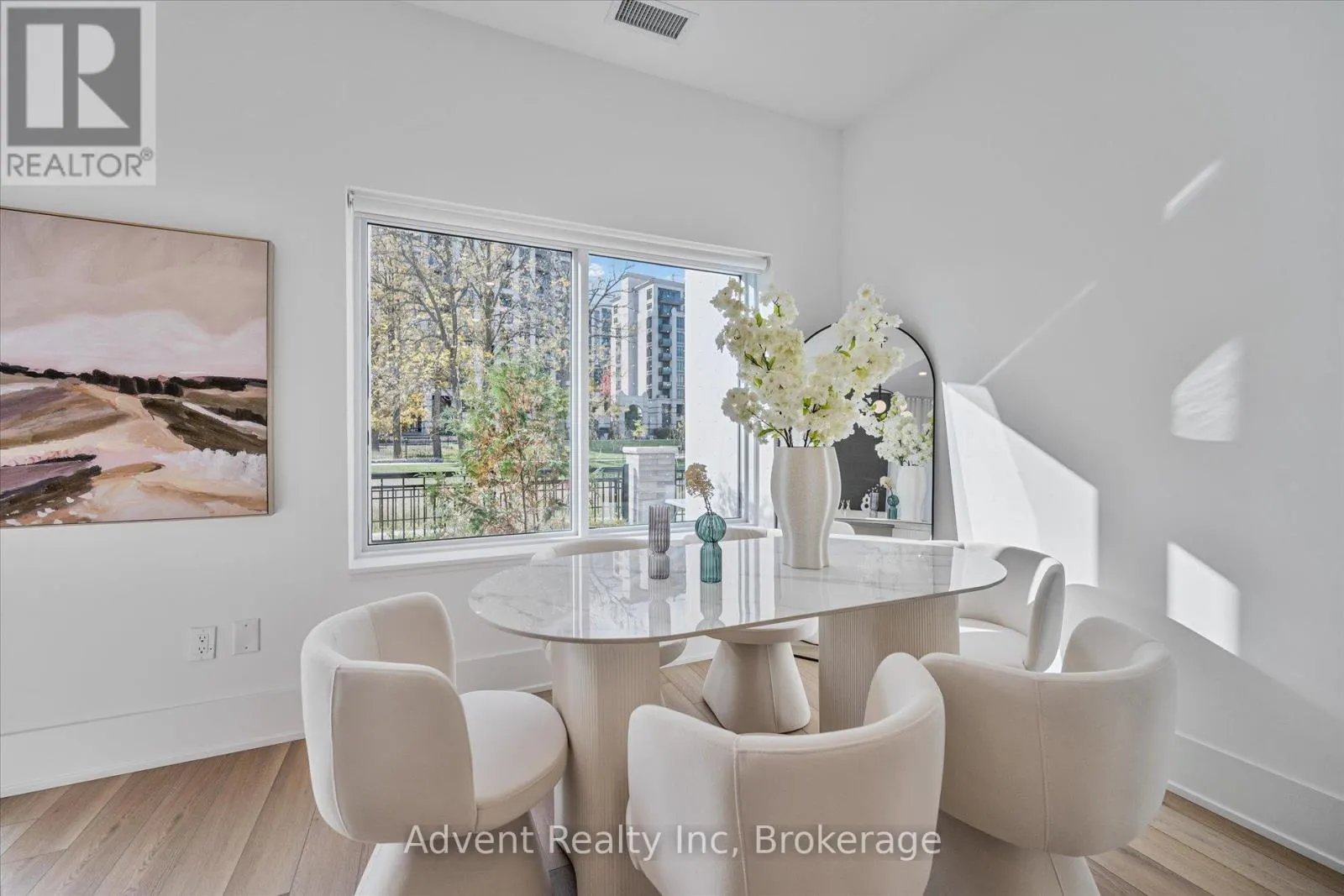 127W - 8 CEDARLAND DRIVE