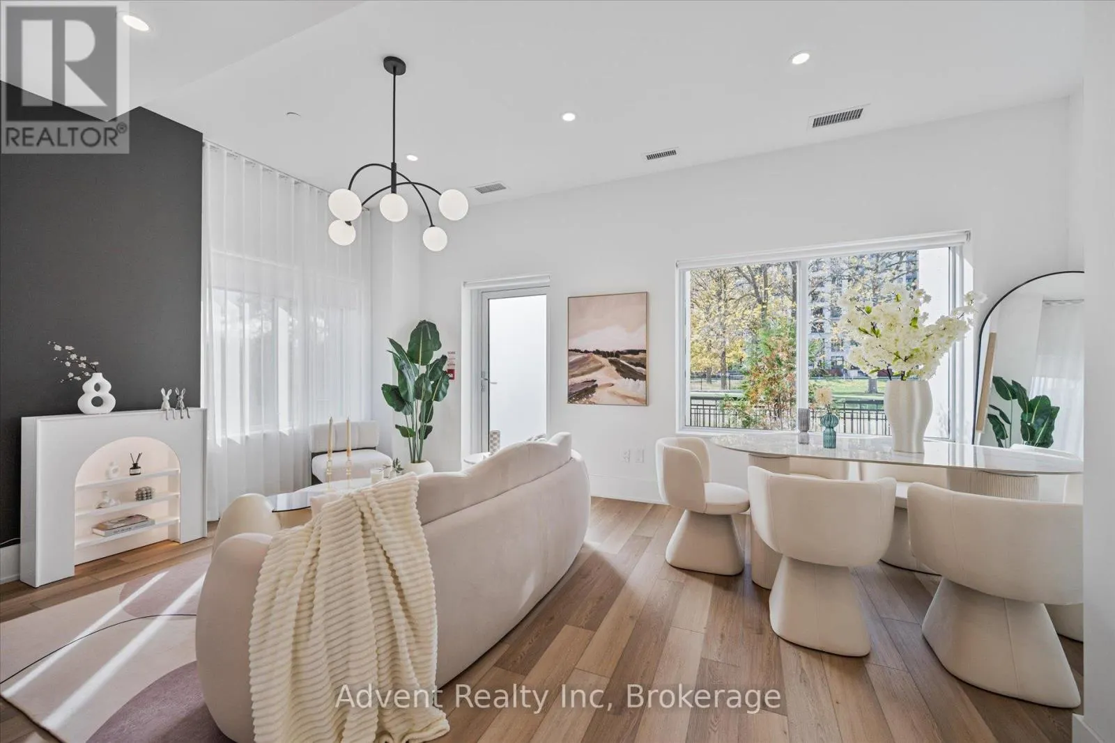 127W - 8 CEDARLAND DRIVE