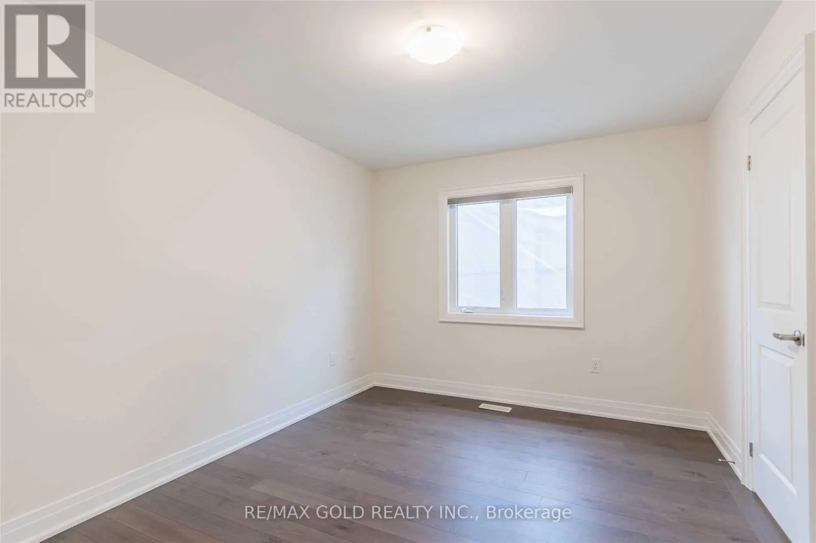 UPPER LEVEL - 20 BILL GUY DRIVE