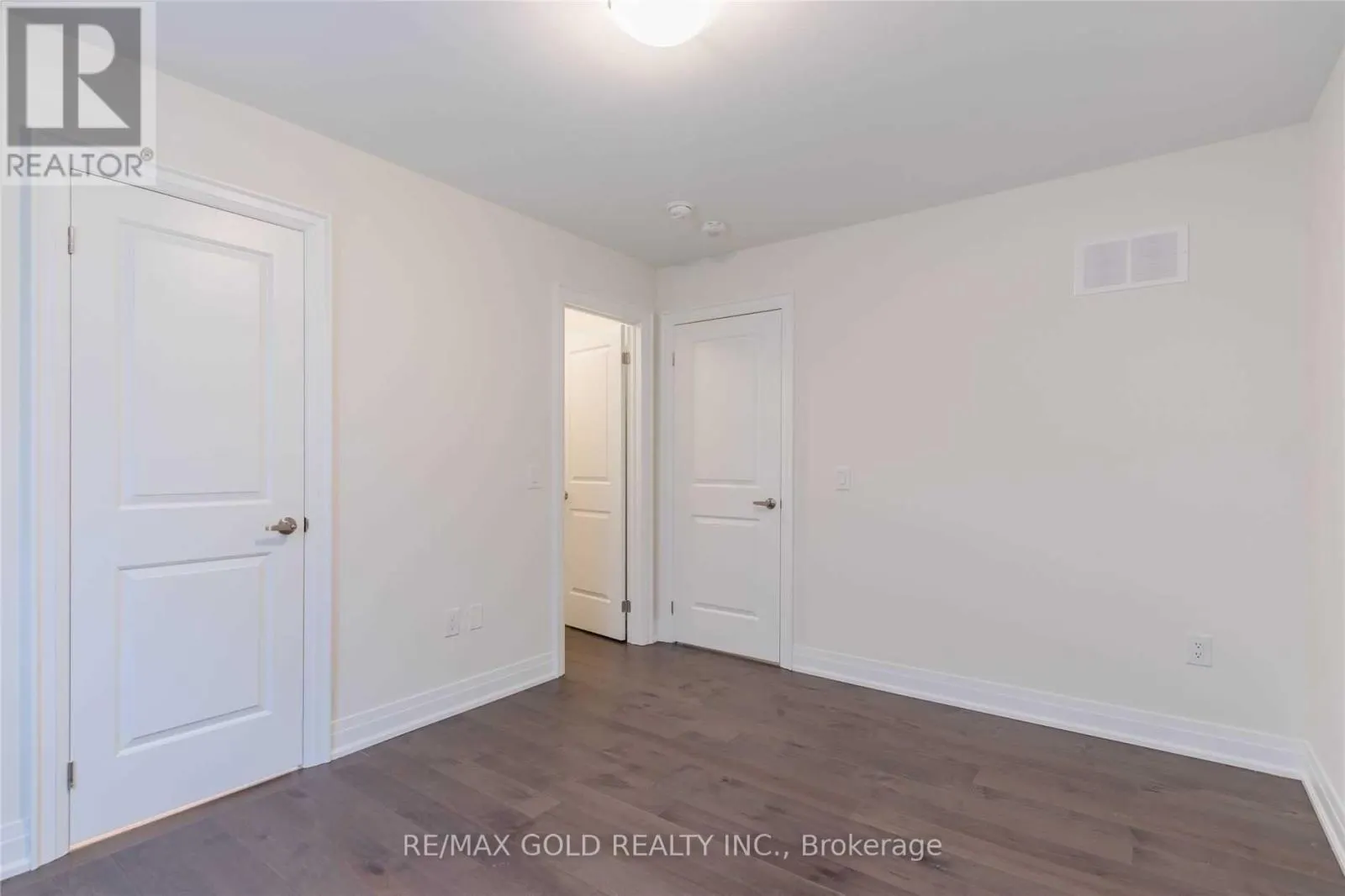 UPPER LEVEL - 20 BILL GUY DRIVE