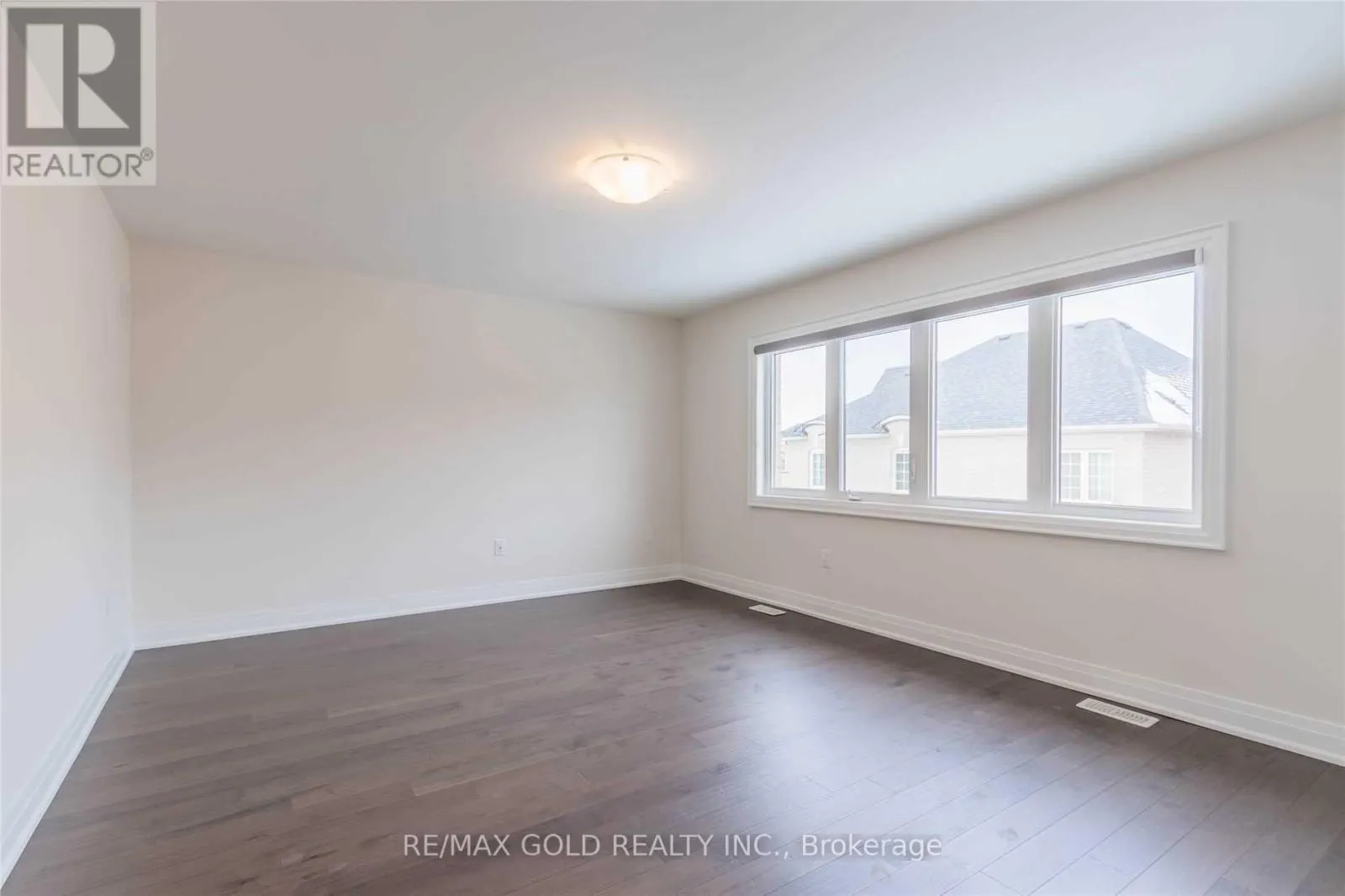 UPPER LEVEL - 20 BILL GUY DRIVE