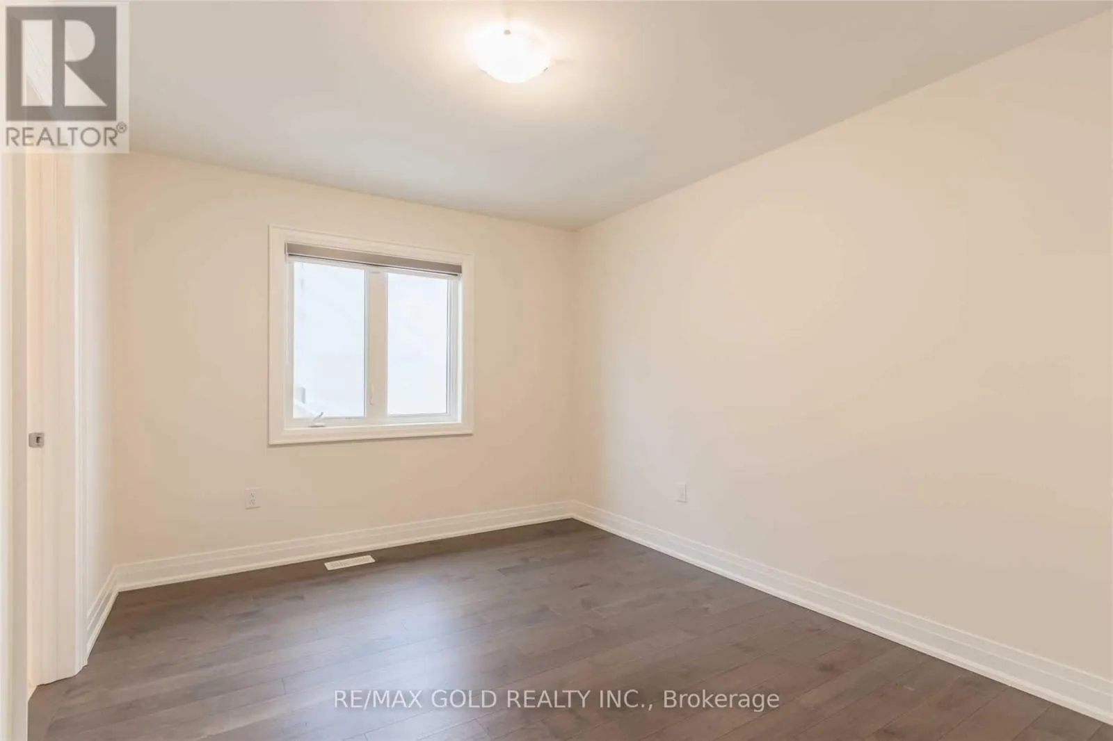 UPPER LEVEL - 20 BILL GUY DRIVE