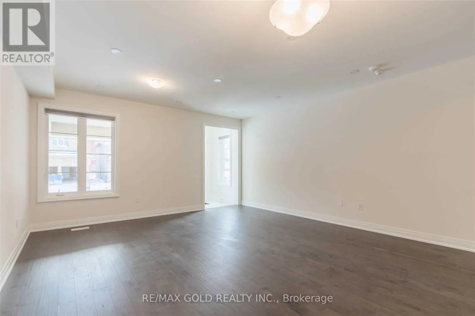 UPPER LEVEL - 20 BILL GUY DRIVE