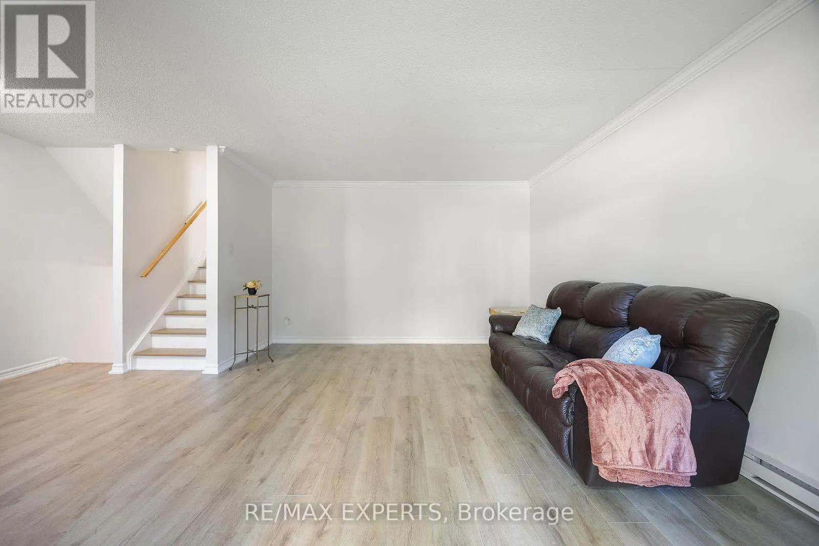 242 MILESTONE CRESCENT