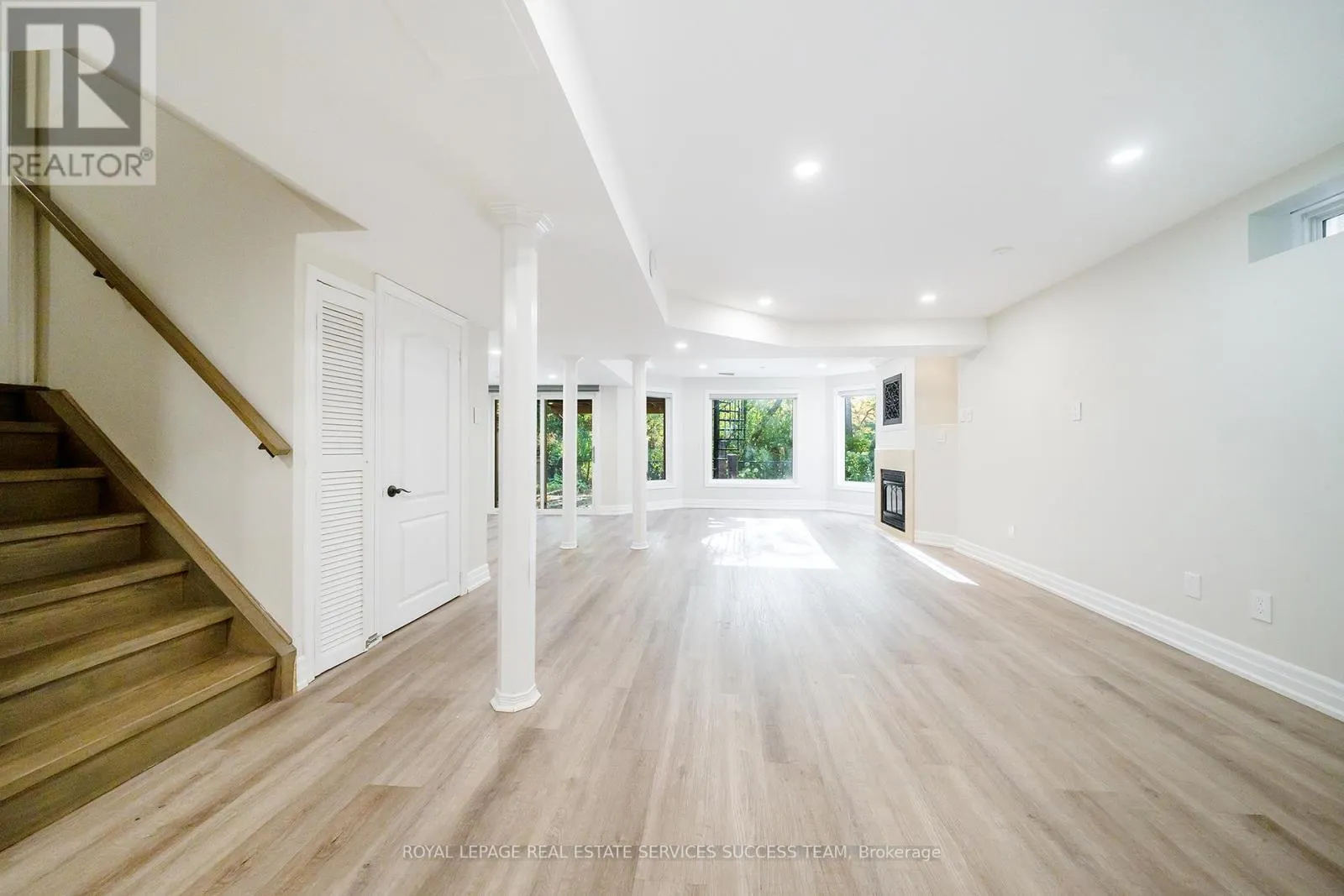 49 COOPER CREEK COURT