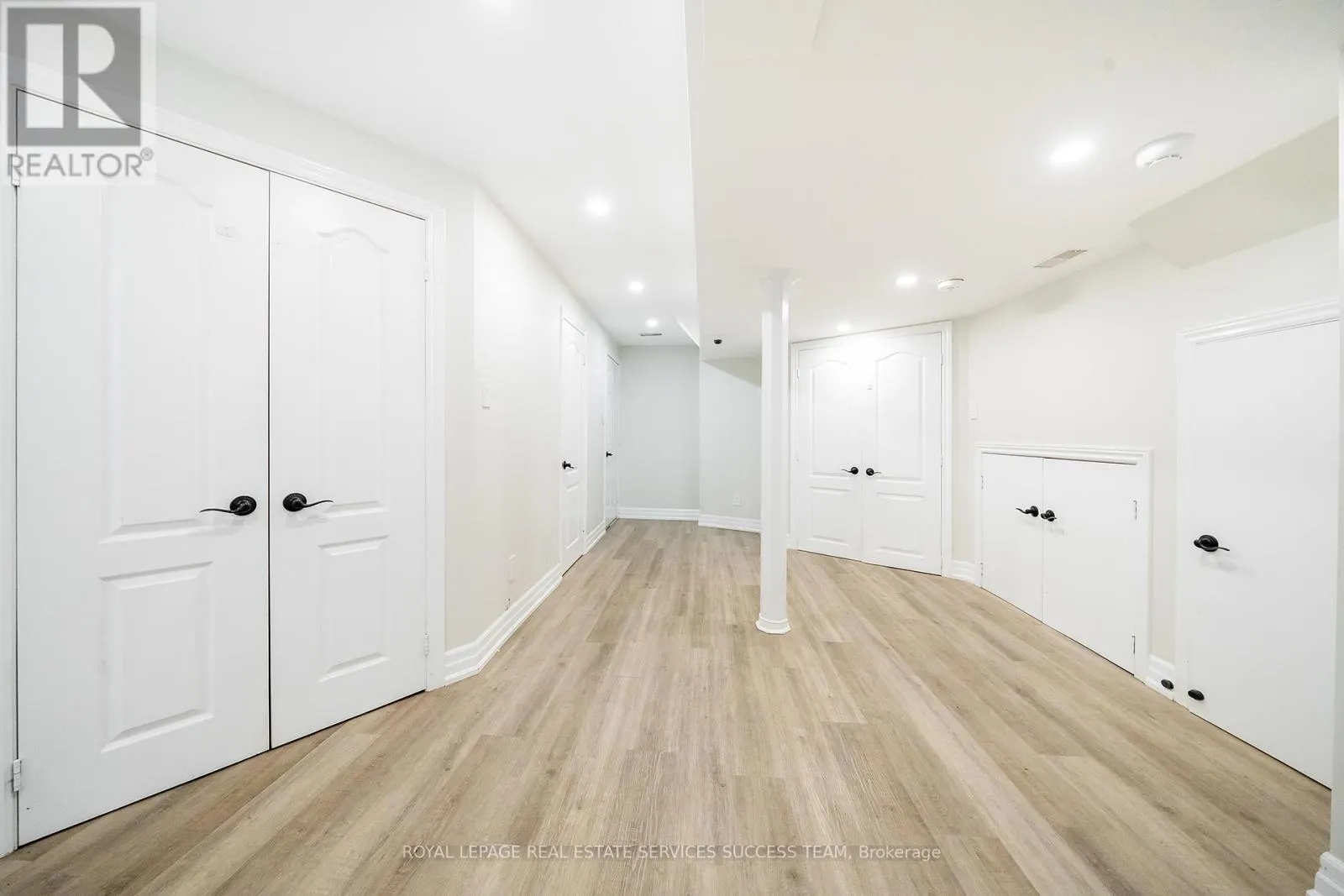 49 COOPER CREEK COURT