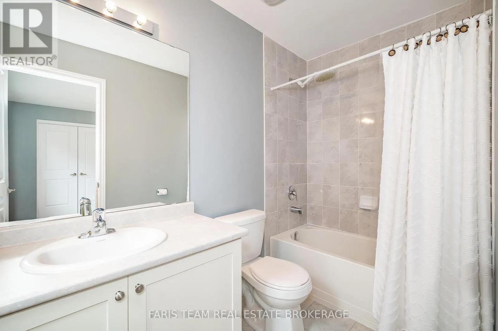 1464 FARROW CRESCENT