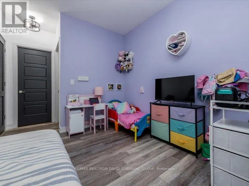 D101 - 333 SEA RAY AVENUE