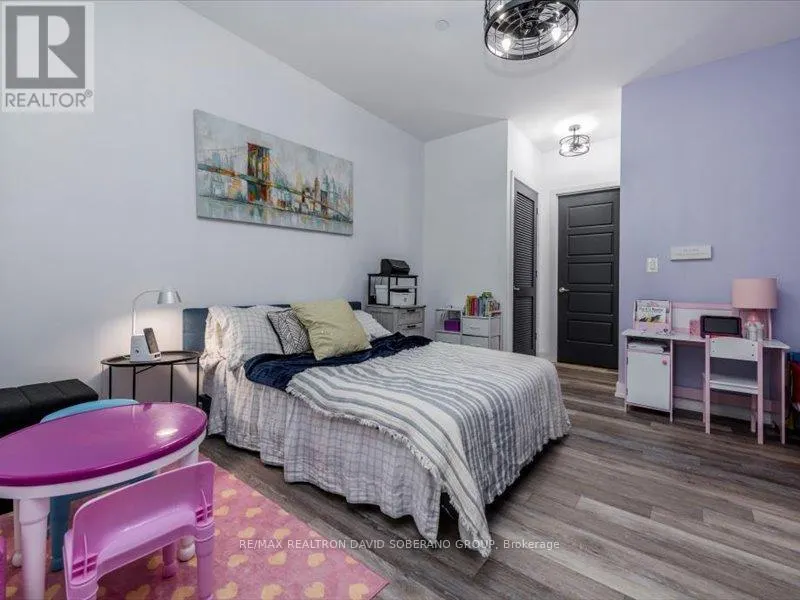 D101 - 333 SEA RAY AVENUE