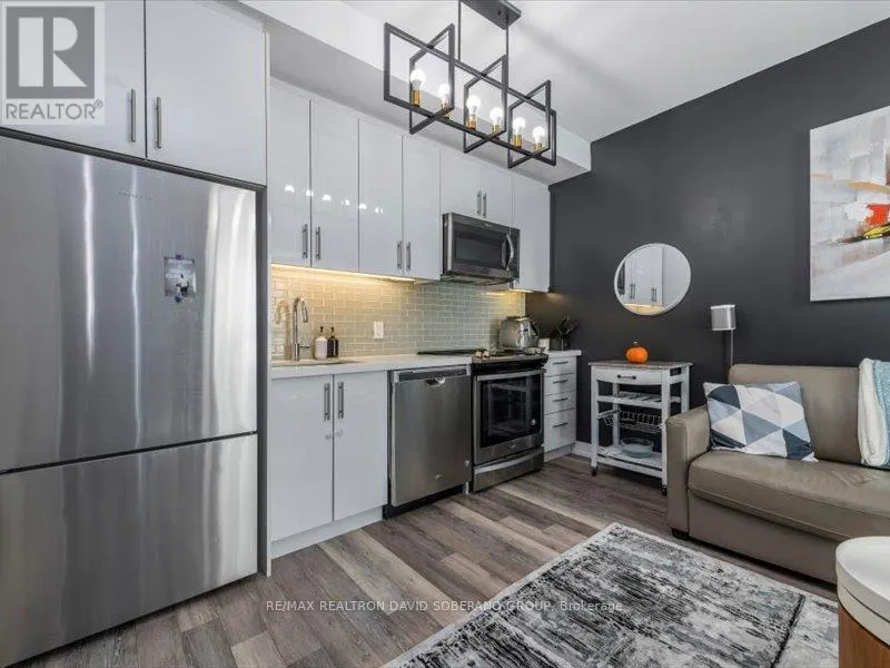 D101 - 333 SEA RAY AVENUE